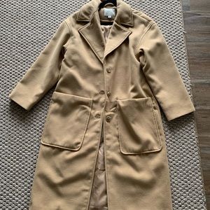 CAMEL UNIVERSAL THREADS COAT!!